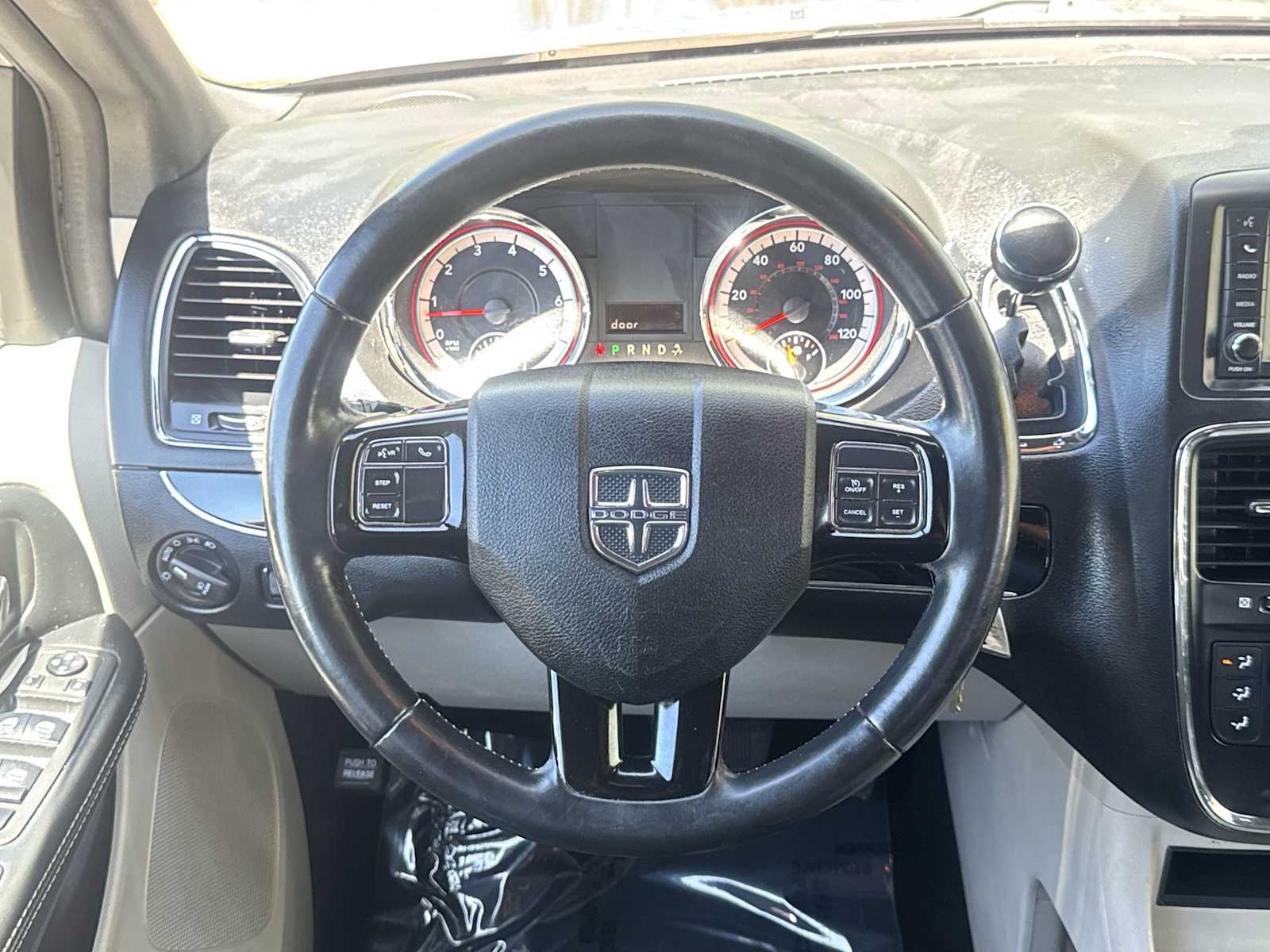 Thumbnail: 2019 Dodge Grand Caravan - 19