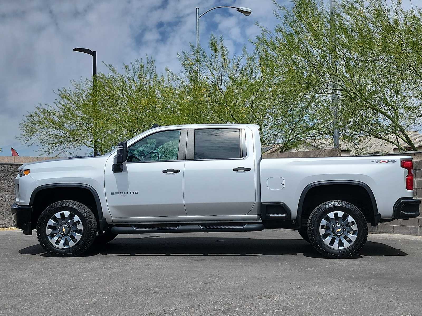 Thumbnail: 2023 Chevrolet Silverado 2500 - 6