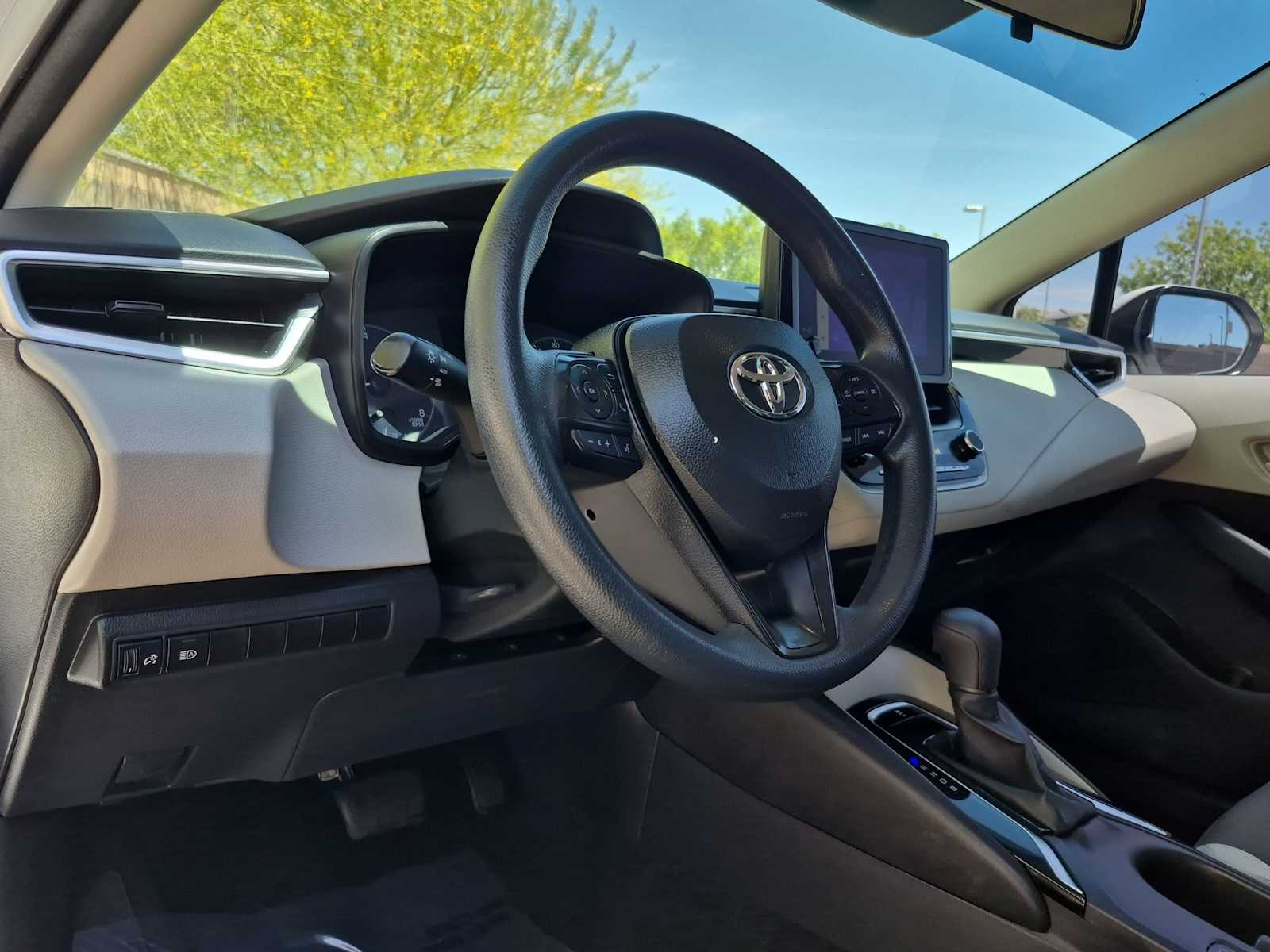 Thumbnail: 2024 Toyota Corolla - 2