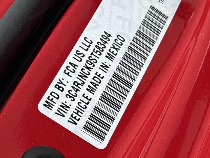 Thumbnail: 2025 Jeep Wagoneer S - 25