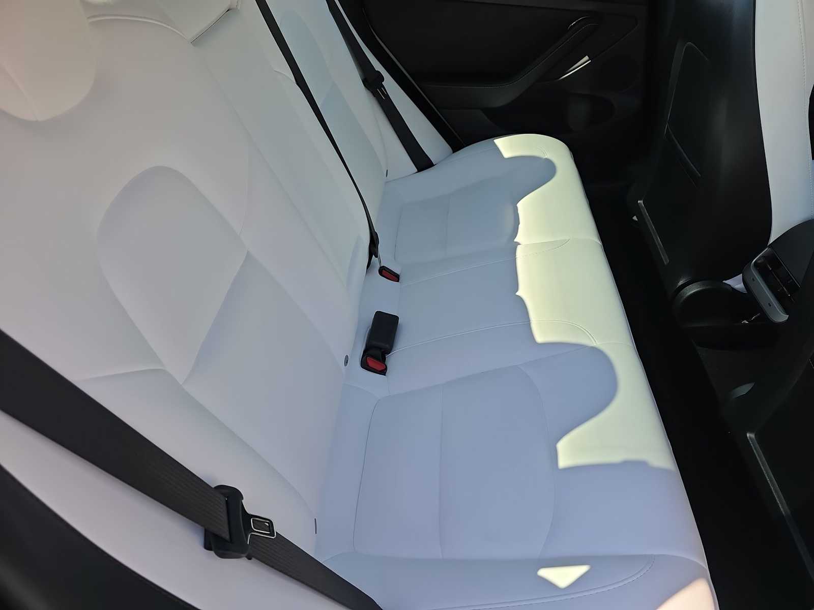 Thumbnail: 2023 Tesla Model 3 - 17