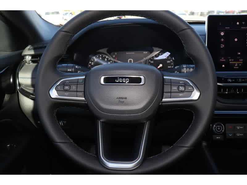 Thumbnail: 2025 Jeep Compass - 17