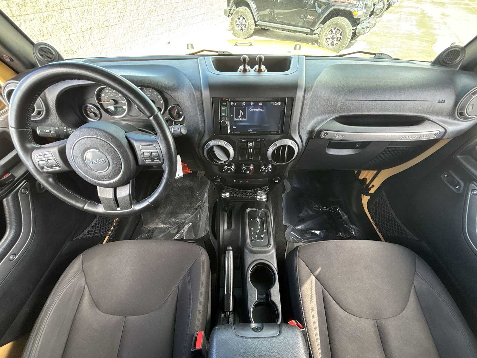 Thumbnail: 2014 Jeep Wrangler - 14