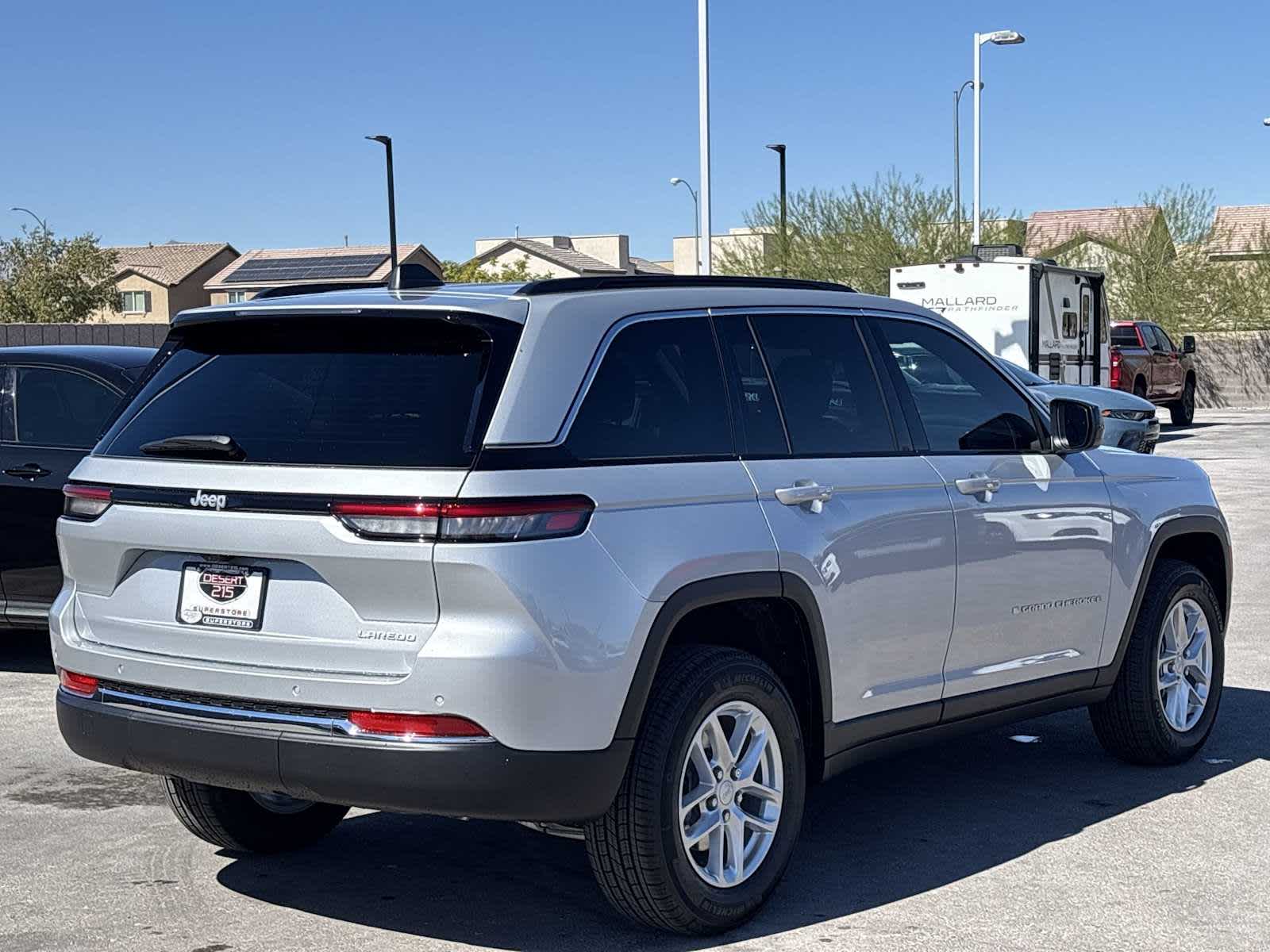 Thumbnail: 2025 Jeep Grand Cherokee - 9