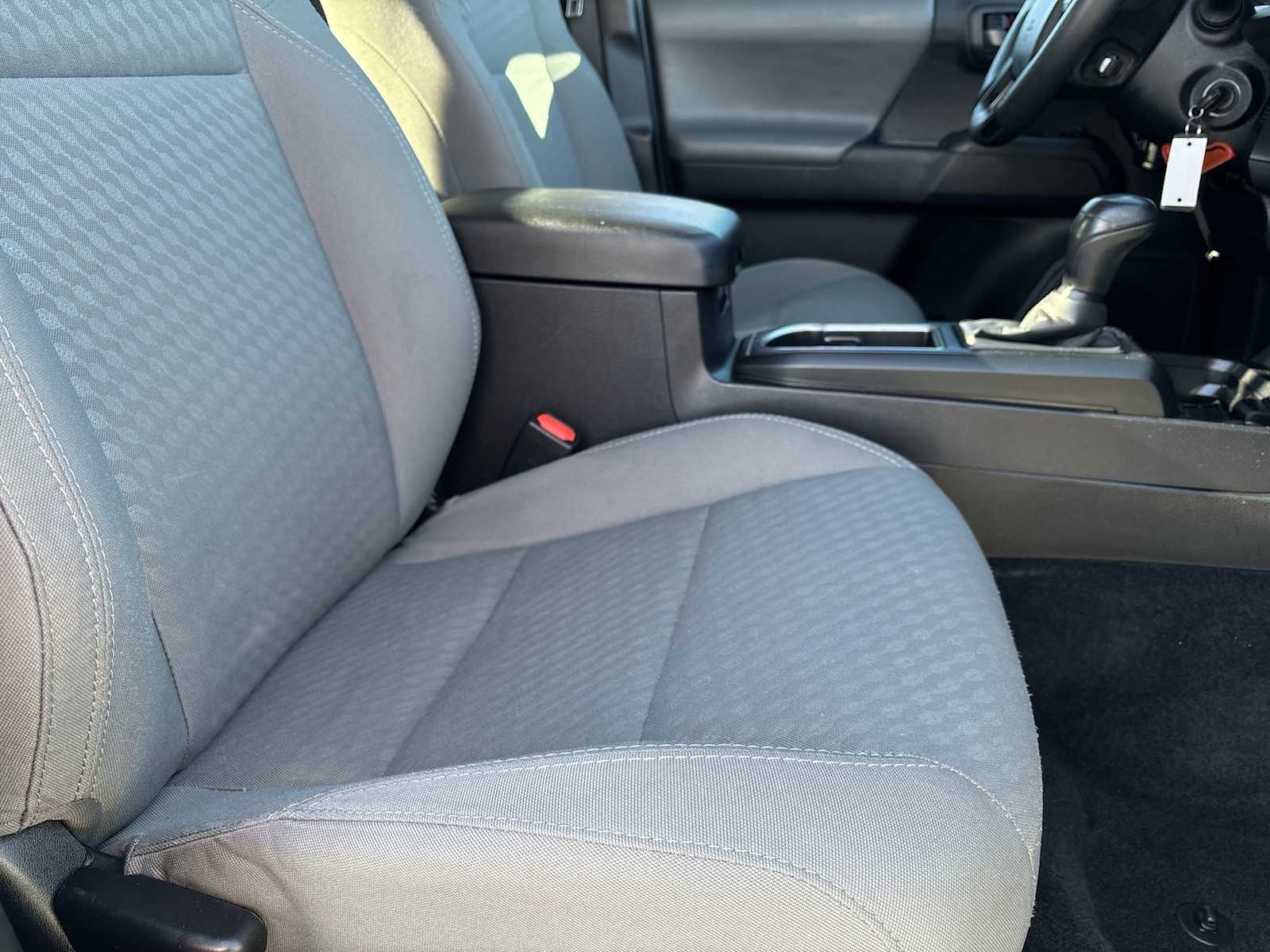 Thumbnail: 2021 Toyota Tacoma - 18