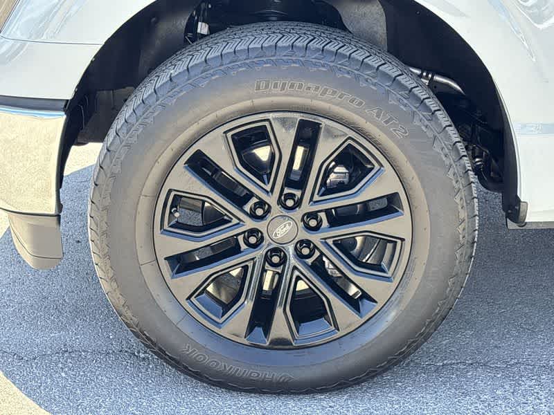 2024 Ford F-150 Lariat 12
