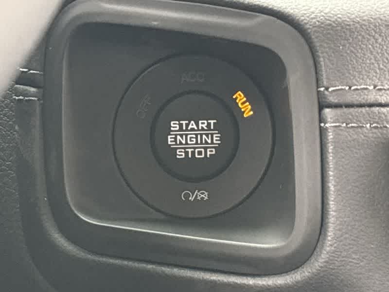 Thumbnail: 2025 Jeep Gladiator - 24