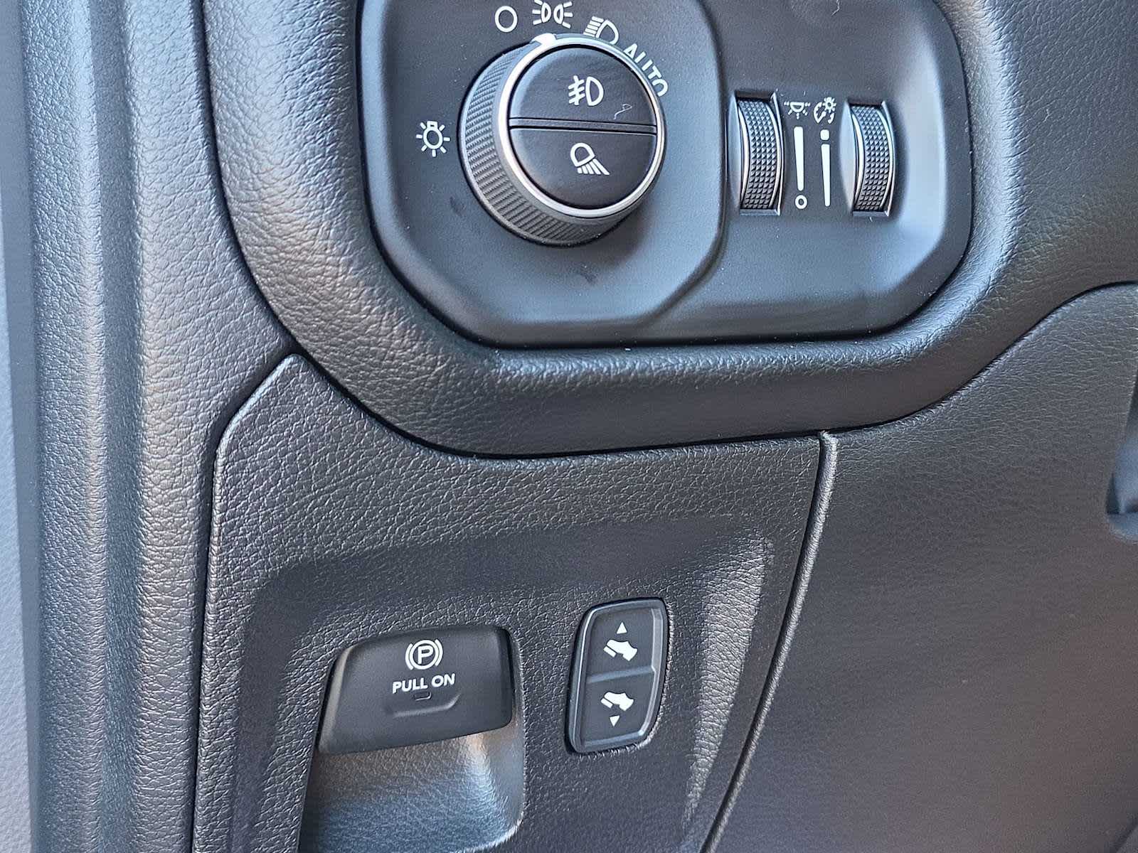 Thumbnail: 2026 RAM 1500 - 29