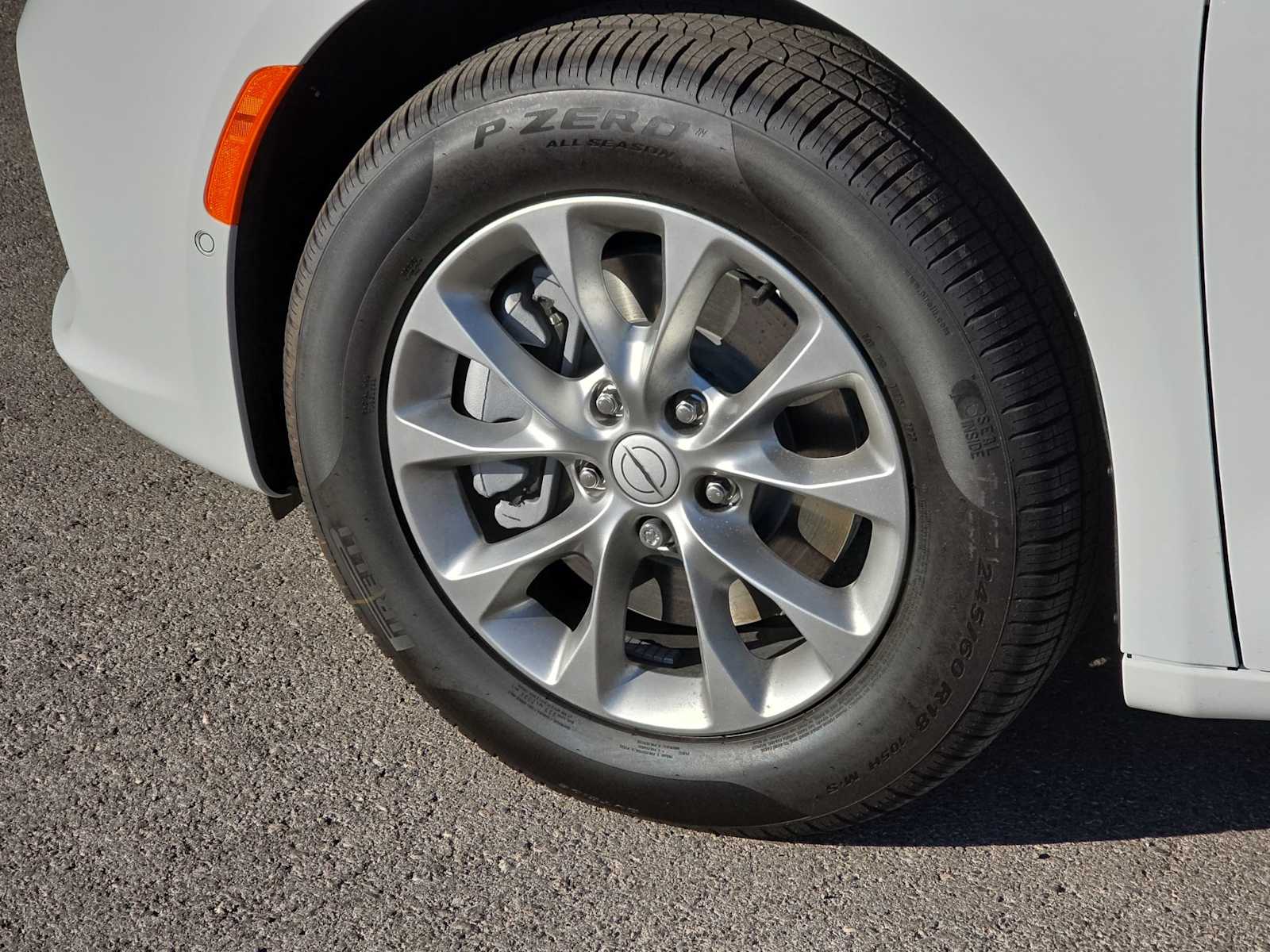 Thumbnail: 2026 Chrysler Pacifica - 12