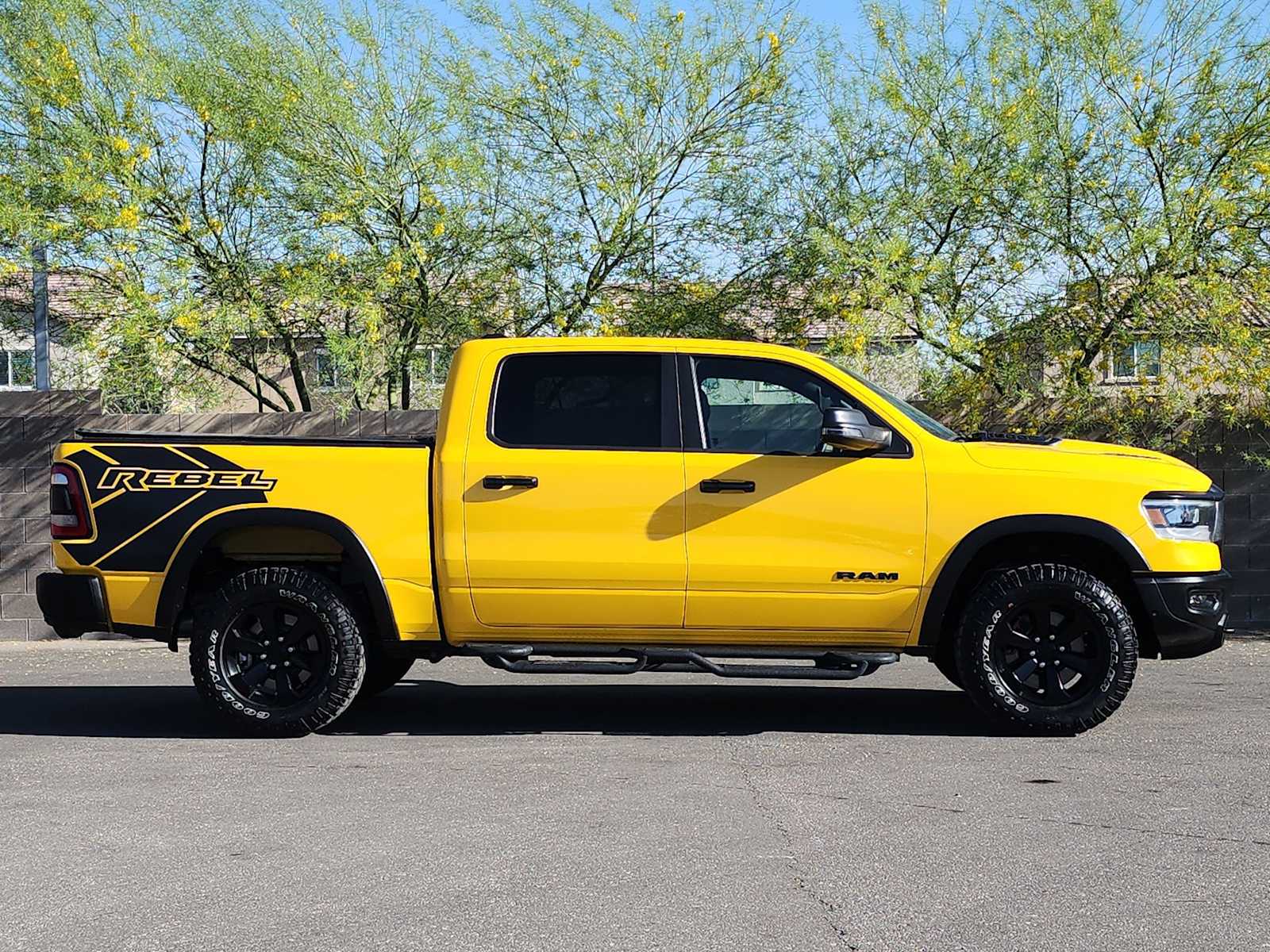 Thumbnail: 2023 RAM 1500 - 10