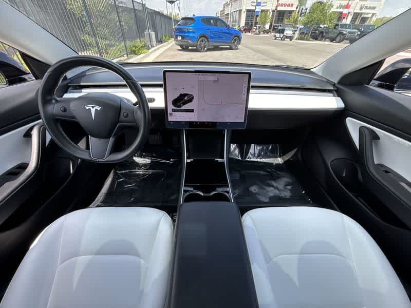 Thumbnail: 2018 Tesla Model 3 - 14