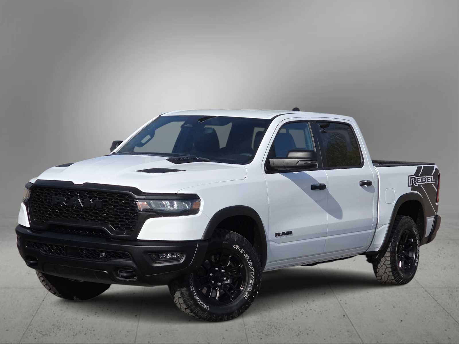 Thumbnail: 2025 RAM 1500 - 1