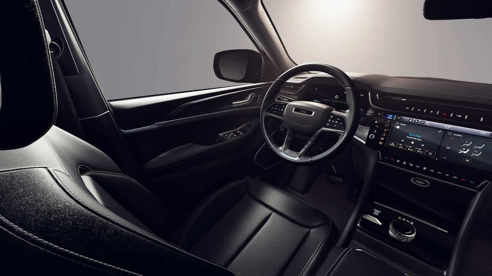 Thumbnail: 2026 Jeep Grand Cherokee - 8