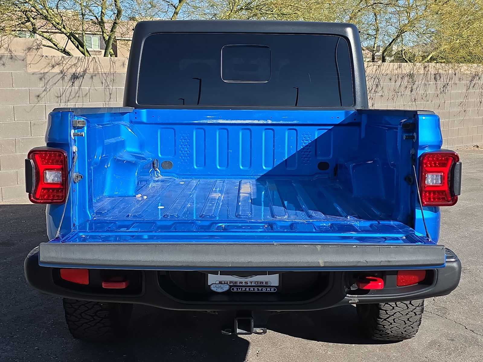 Thumbnail: 2022 Jeep Gladiator - 23