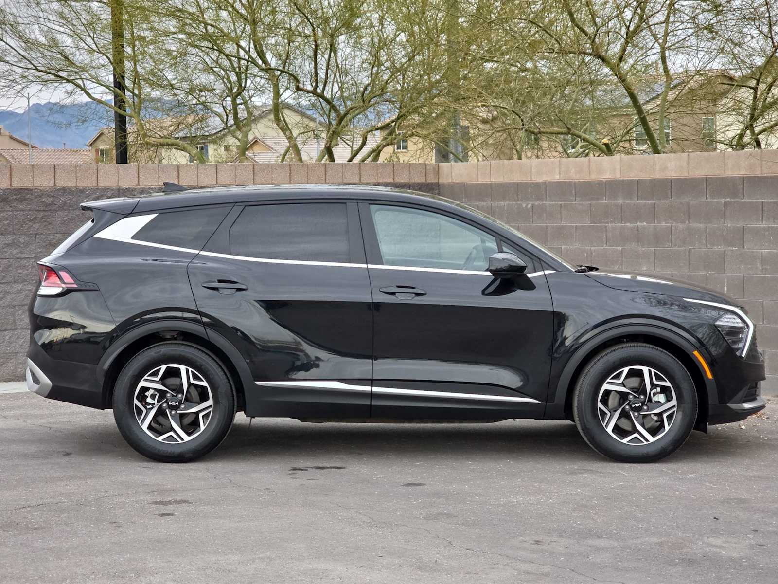 Thumbnail: 2024 Kia Sportage - 10