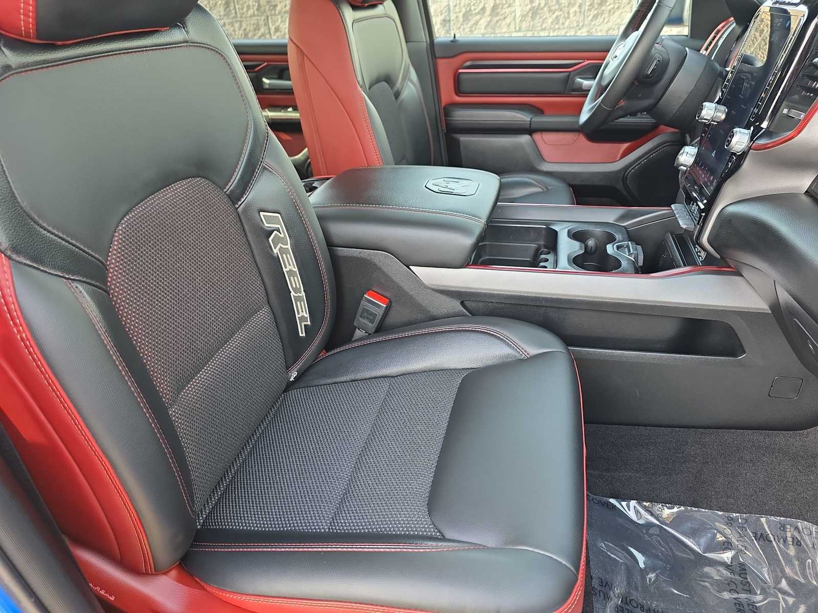 Thumbnail: 2025 RAM 1500 - 18