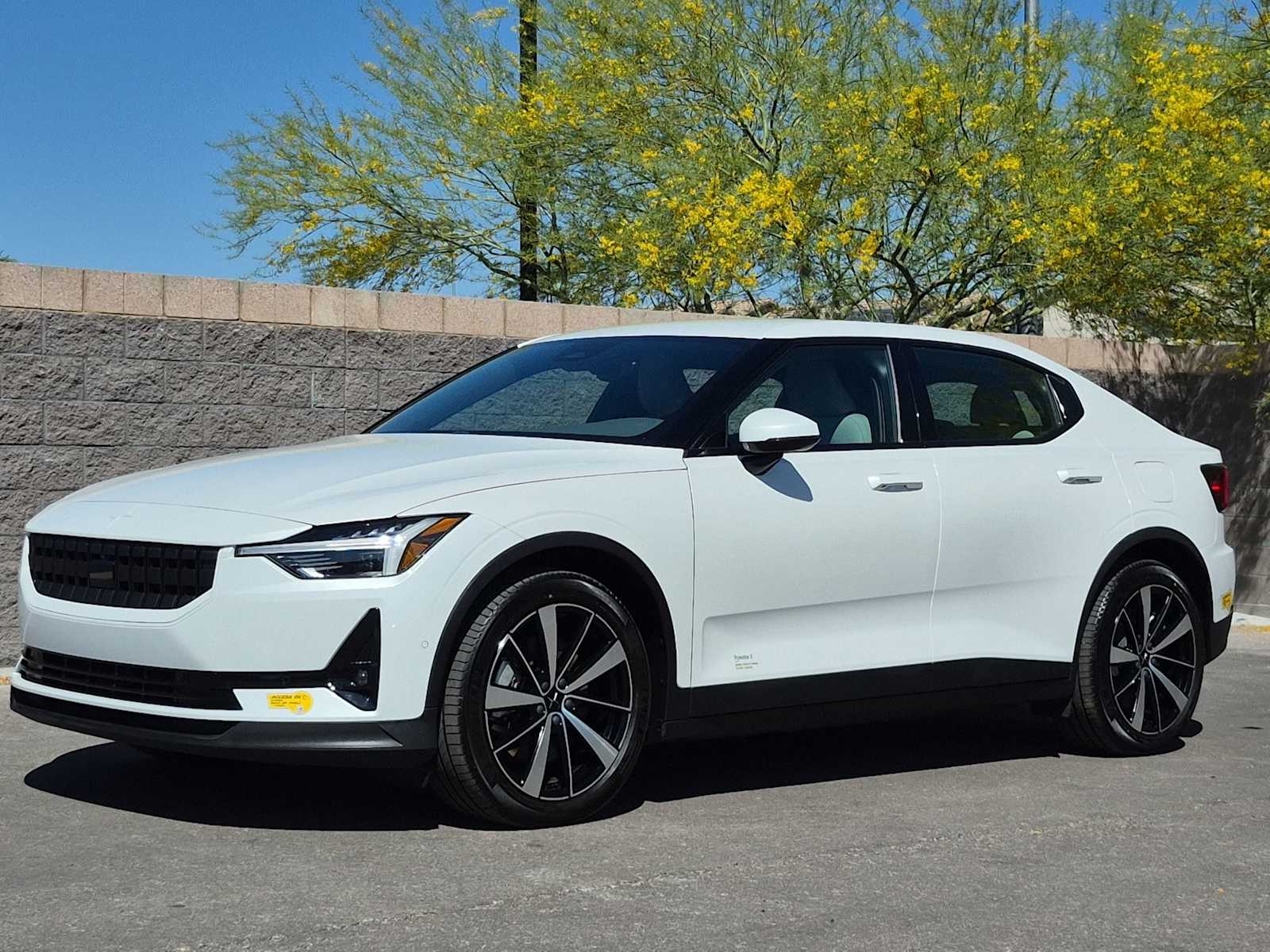 Thumbnail: 2022 Polestar 2 - 5