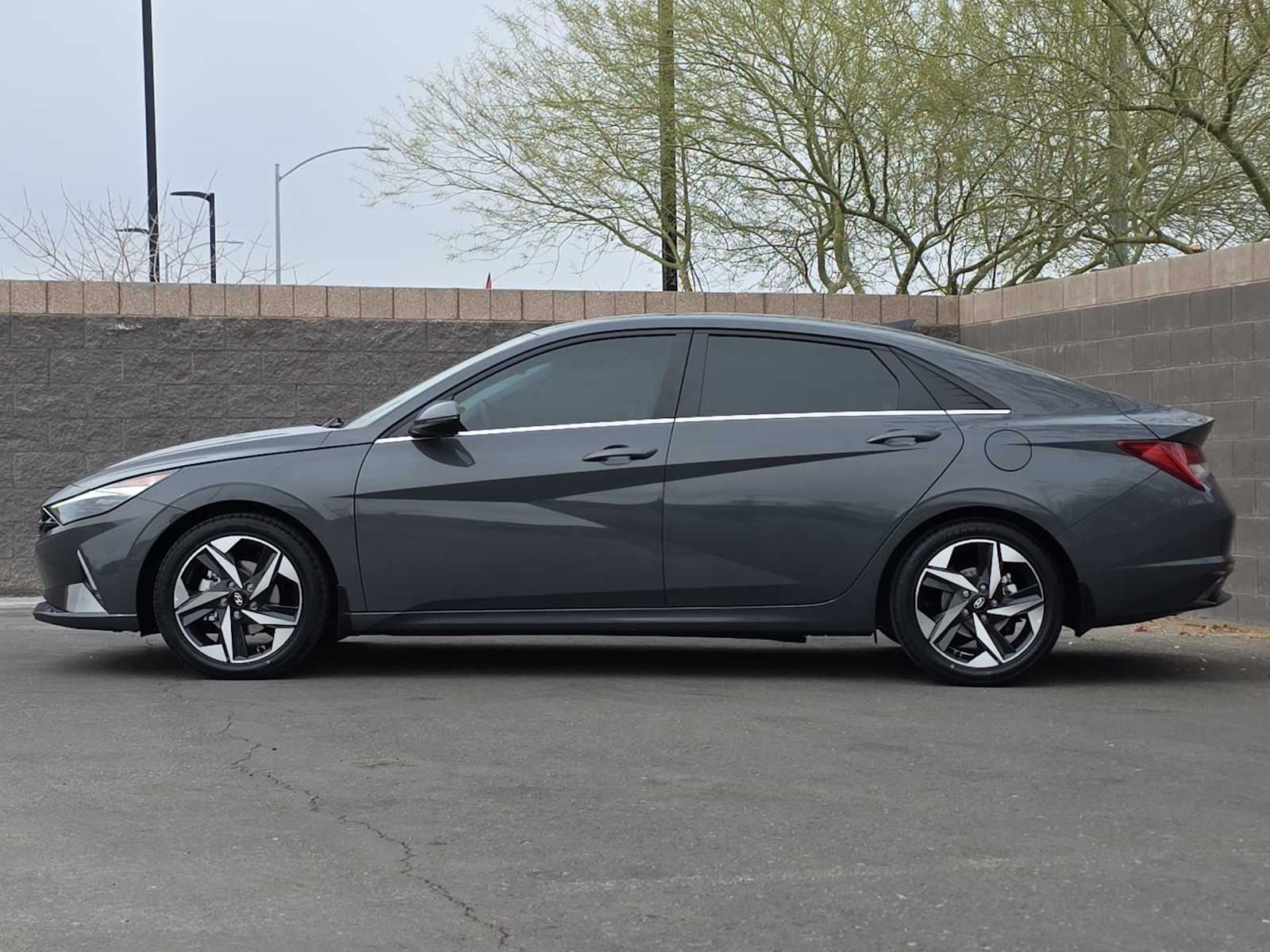 Thumbnail: 2023 Hyundai Elantra - 6