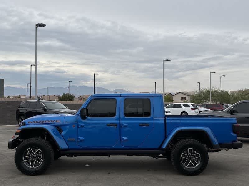 Thumbnail: 2025 Jeep Gladiator - 5