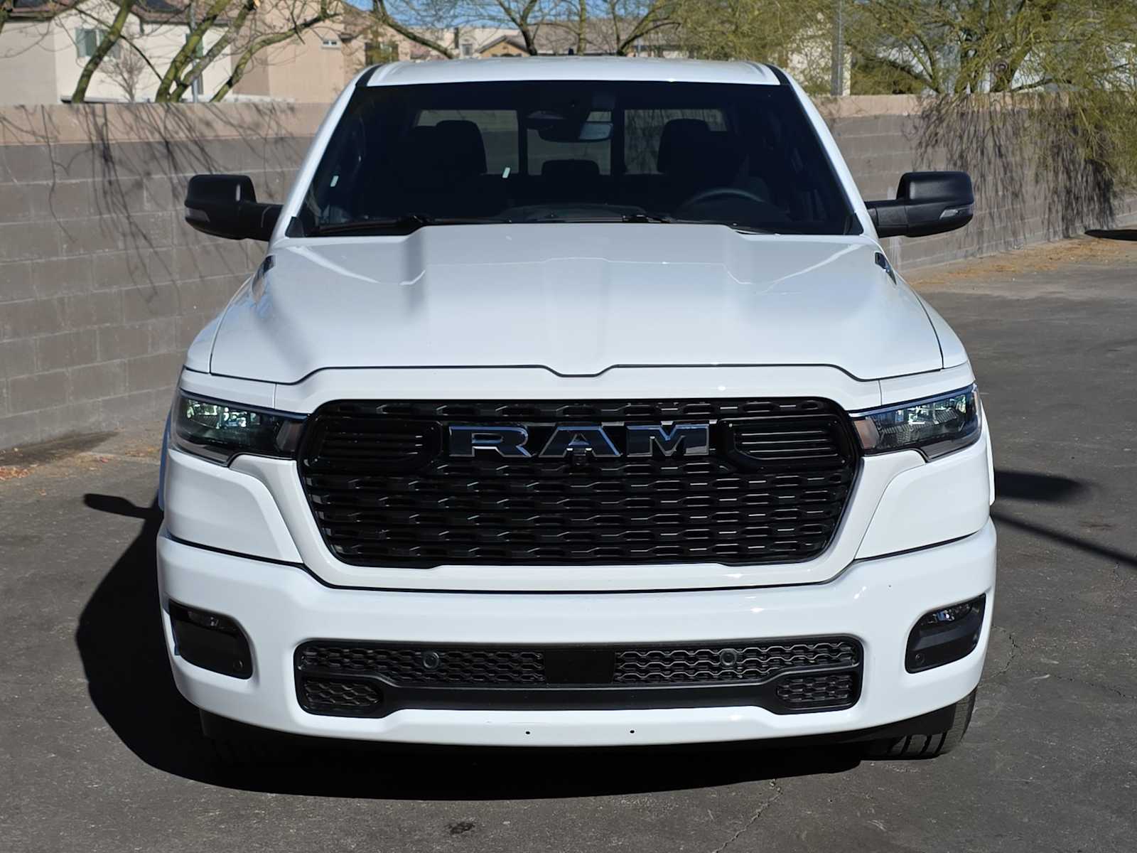 Thumbnail: 2026 RAM 1500 - 4