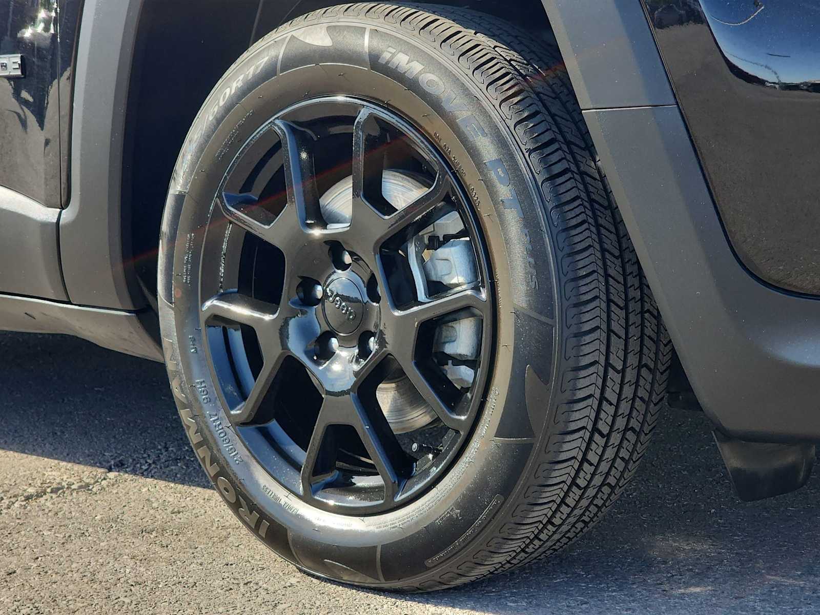 Thumbnail: 2020 Jeep Renegade - 12