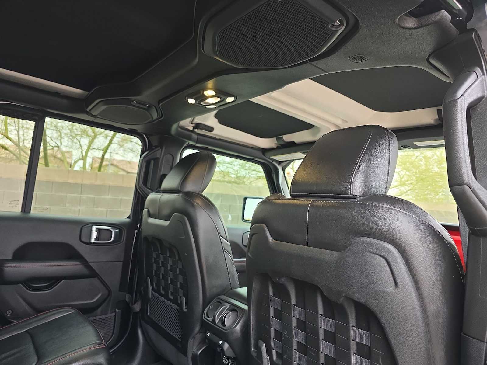 Thumbnail: 2022 Jeep Gladiator - 16