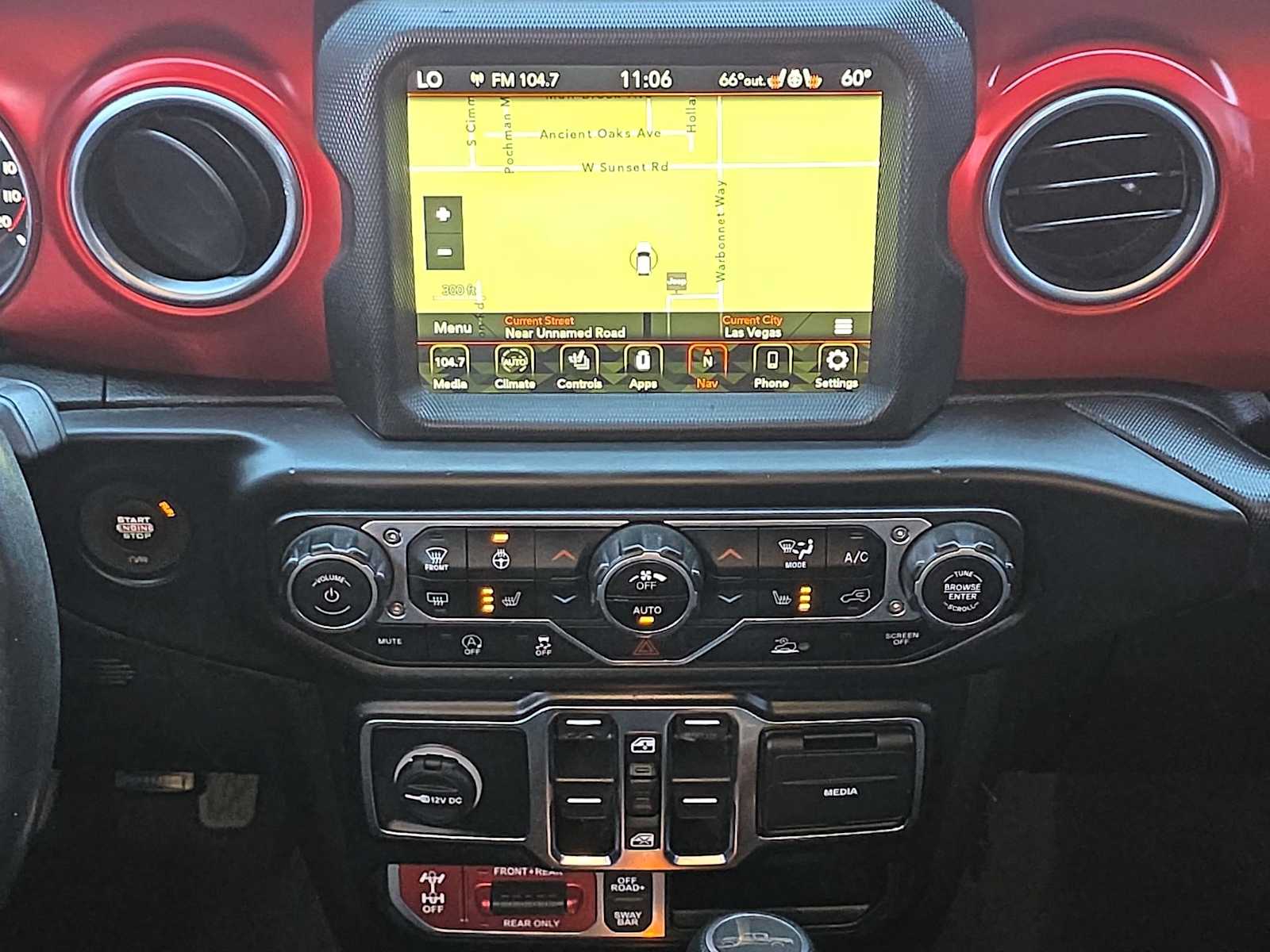 Thumbnail: 2022 Jeep Gladiator - 20