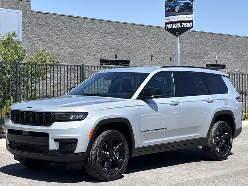 Thumbnail: 2025 Jeep Grand Cherokee L - 4
