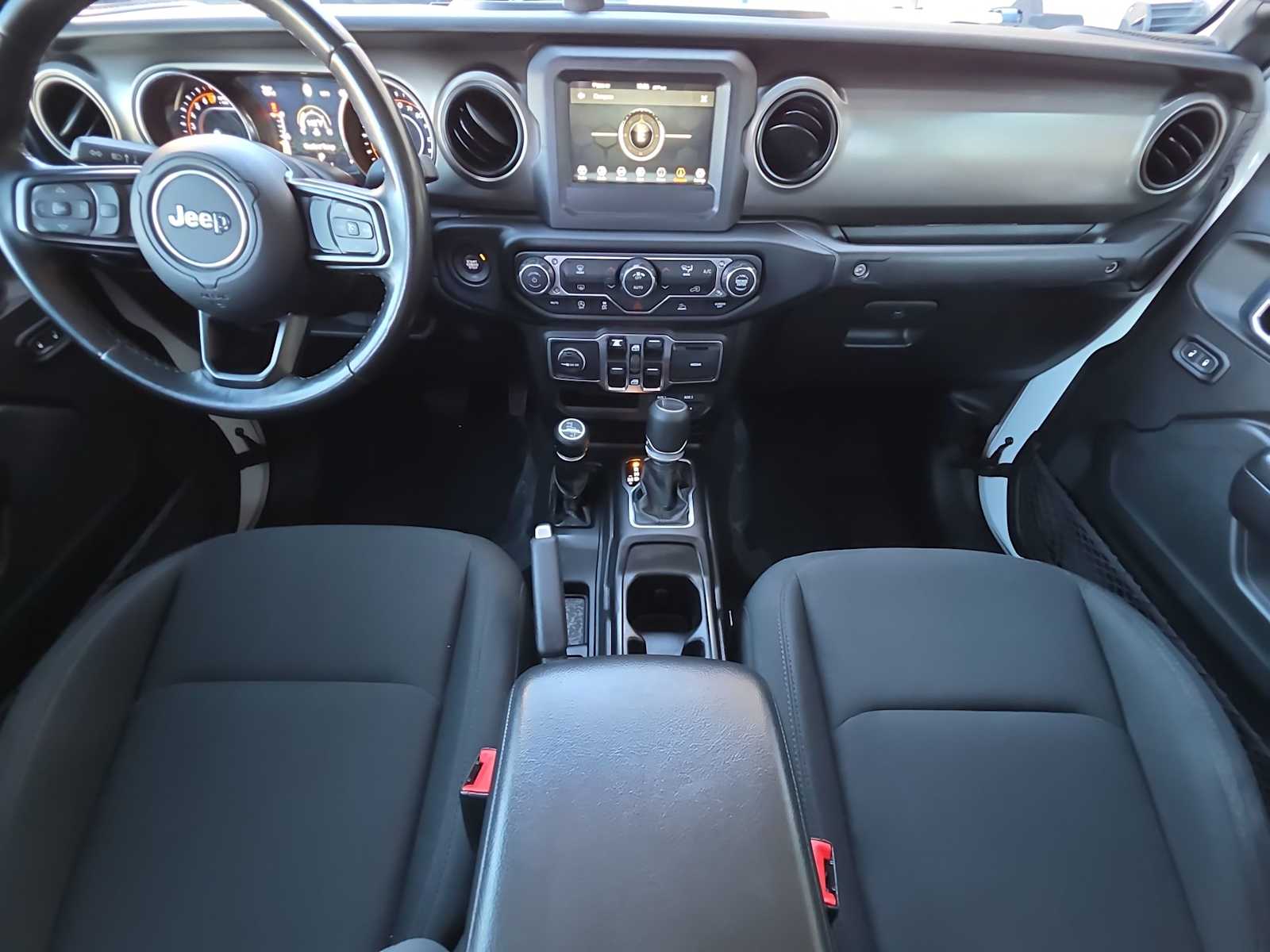 Thumbnail: 2020 Jeep Gladiator - 13