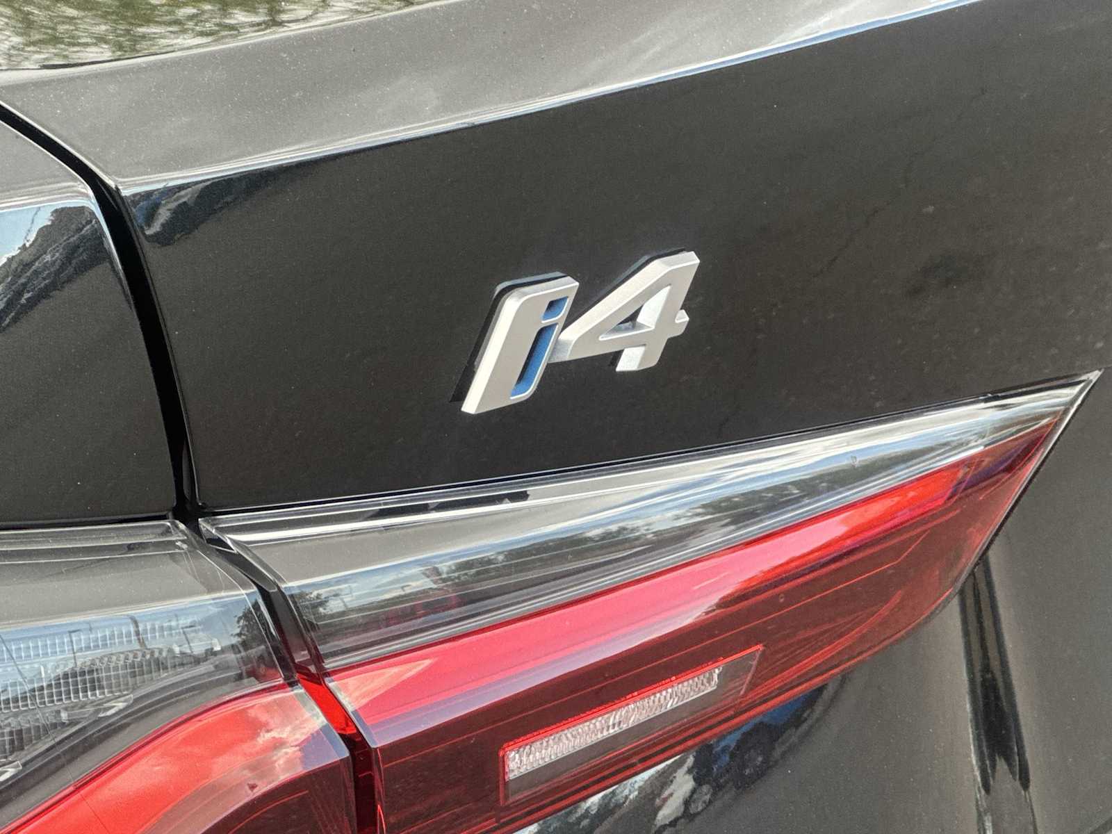Thumbnail: 2023 BMW i4 - 11