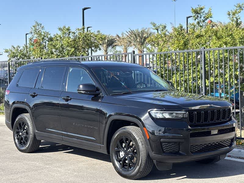 Thumbnail: 2024 Jeep Grand Cherokee L - 2