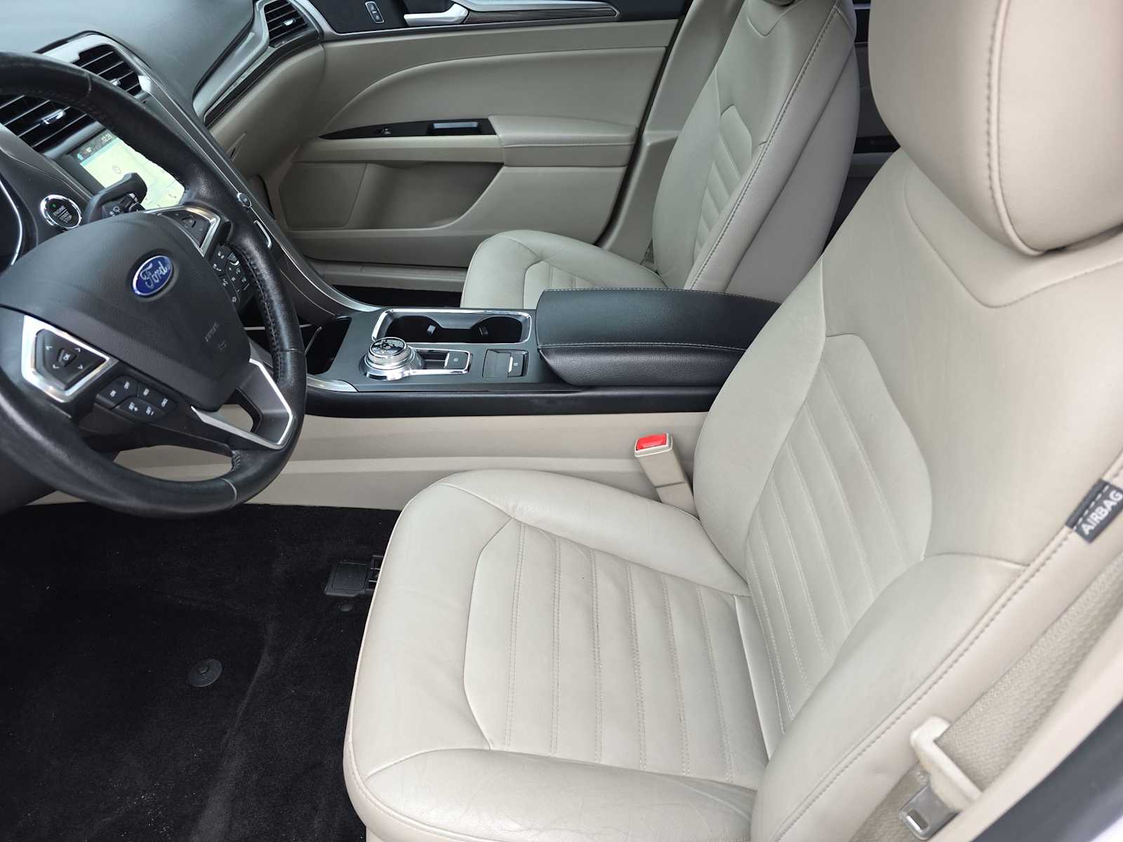 Thumbnail: 2017 Ford Fusion - 15