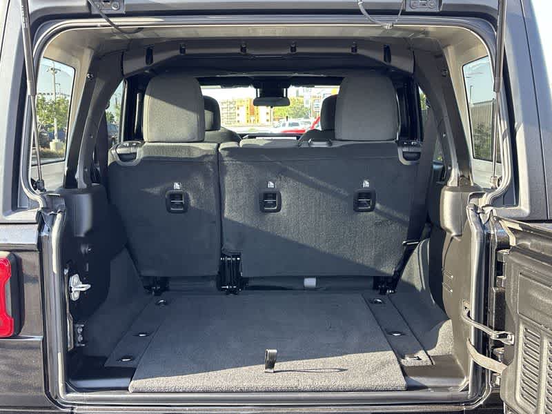 Thumbnail: 2025 Jeep Wrangler - 23