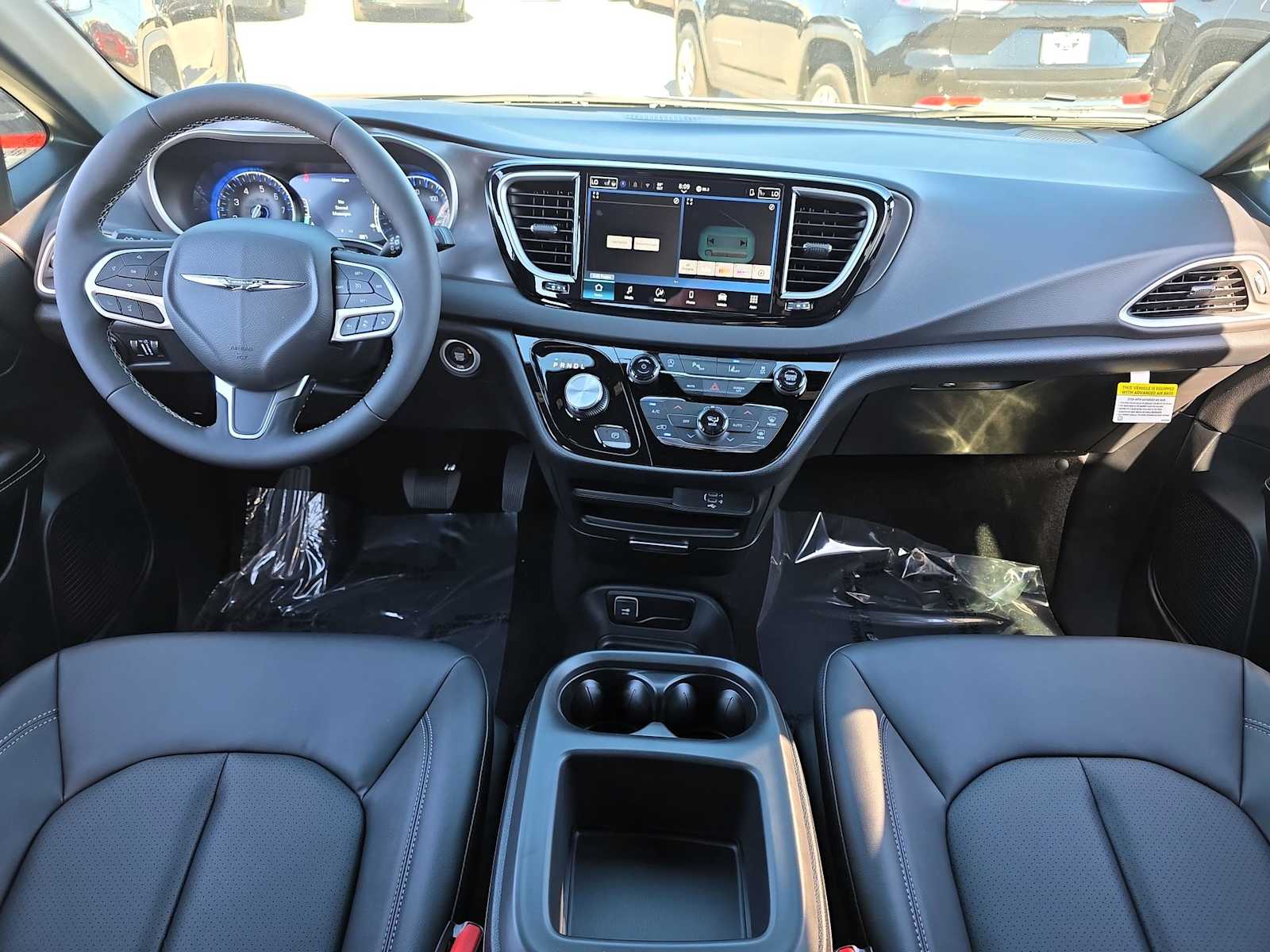 Thumbnail: 2026 Chrysler Voyager - 19