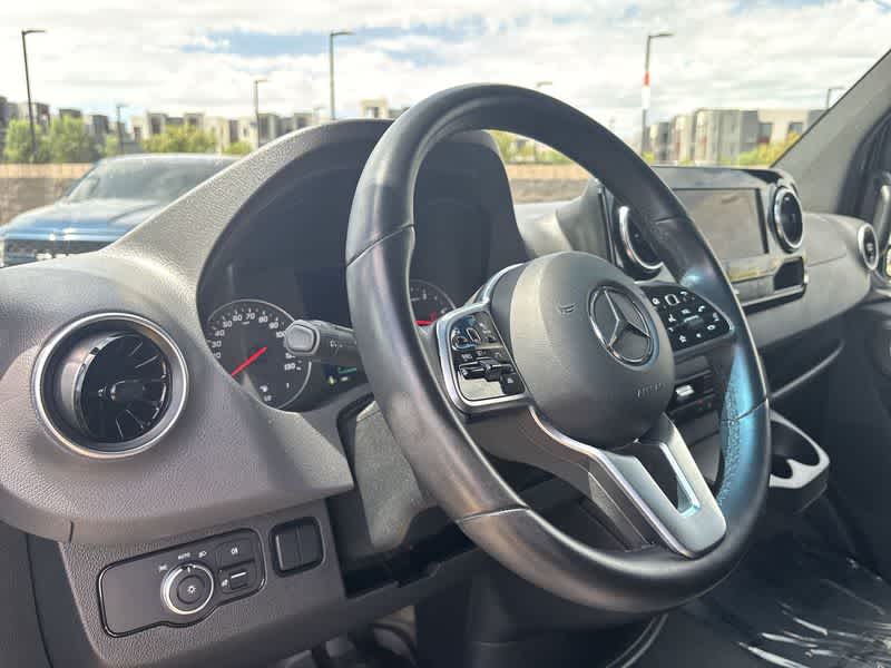 Thumbnail: 2022 Mercedes-Benz Sprinter - 10