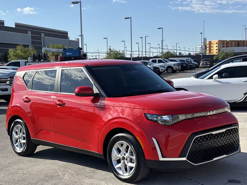 Thumbnail: 2023 Kia Soul - 2