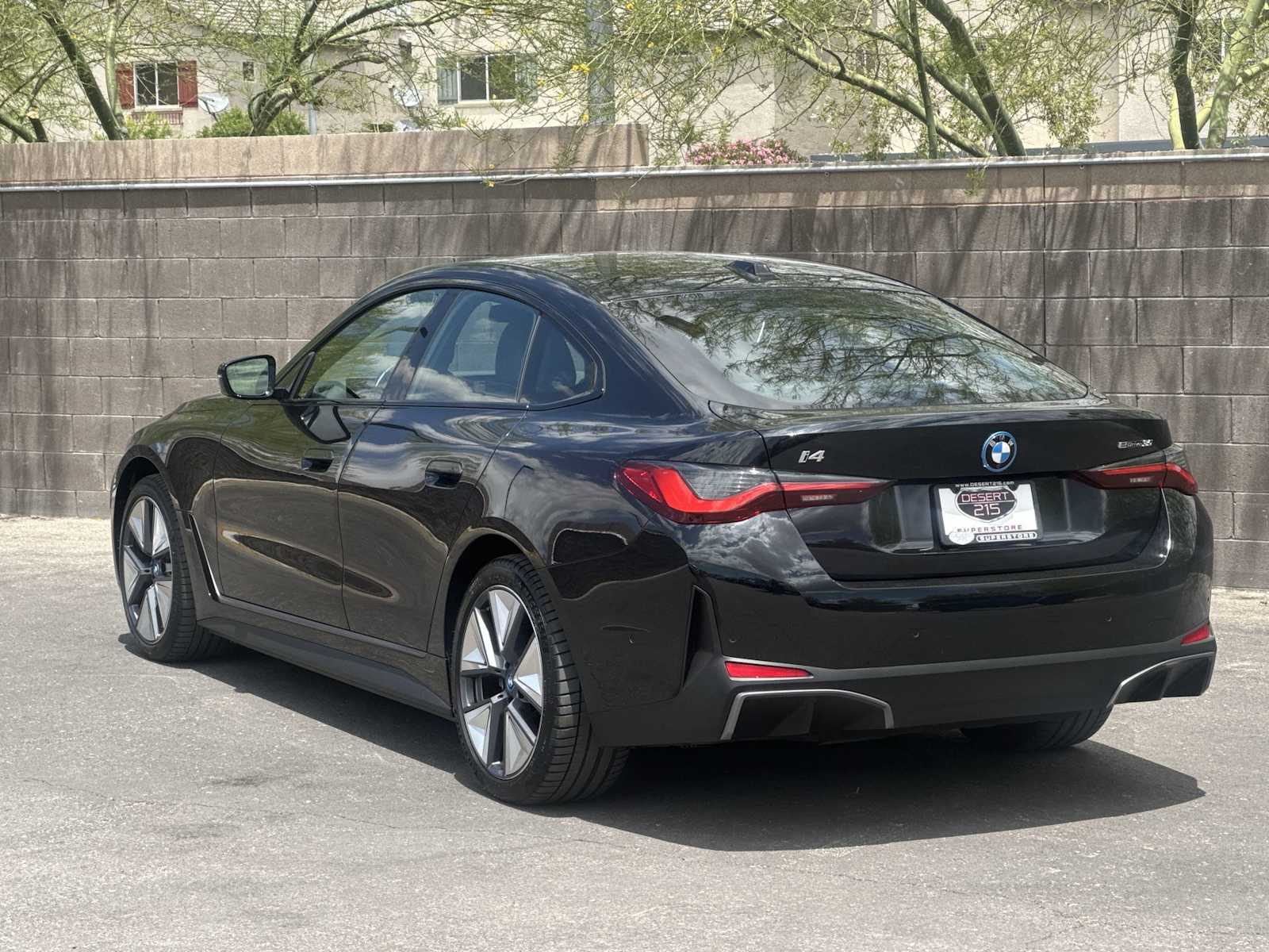 Thumbnail: 2023 BMW i4 - 6