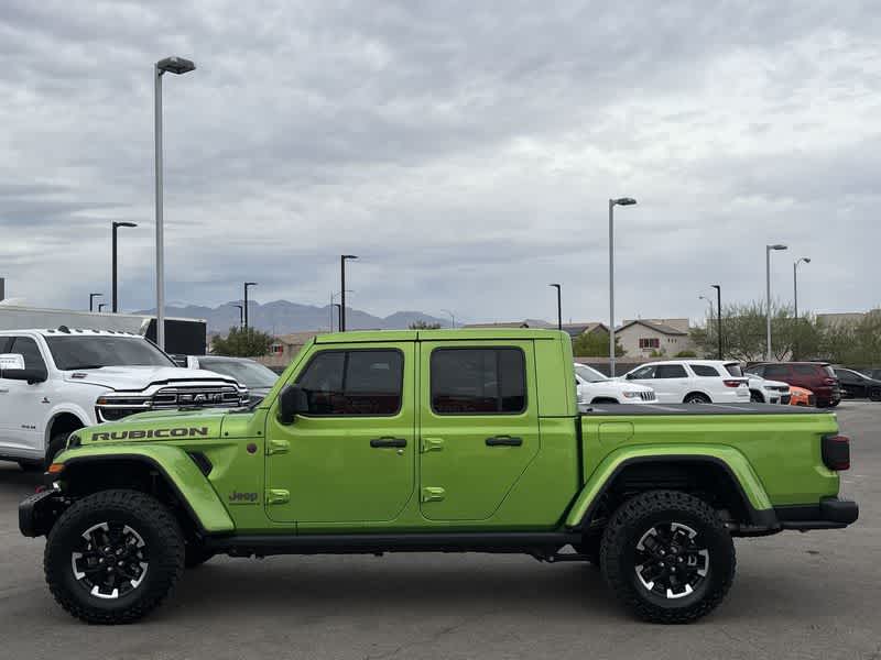 Thumbnail: 2025 Jeep Gladiator - 3