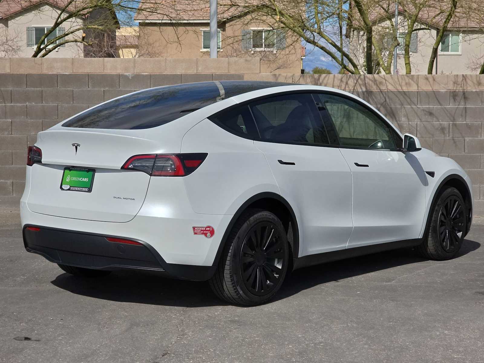Thumbnail: 2023 Tesla Model Y - 9