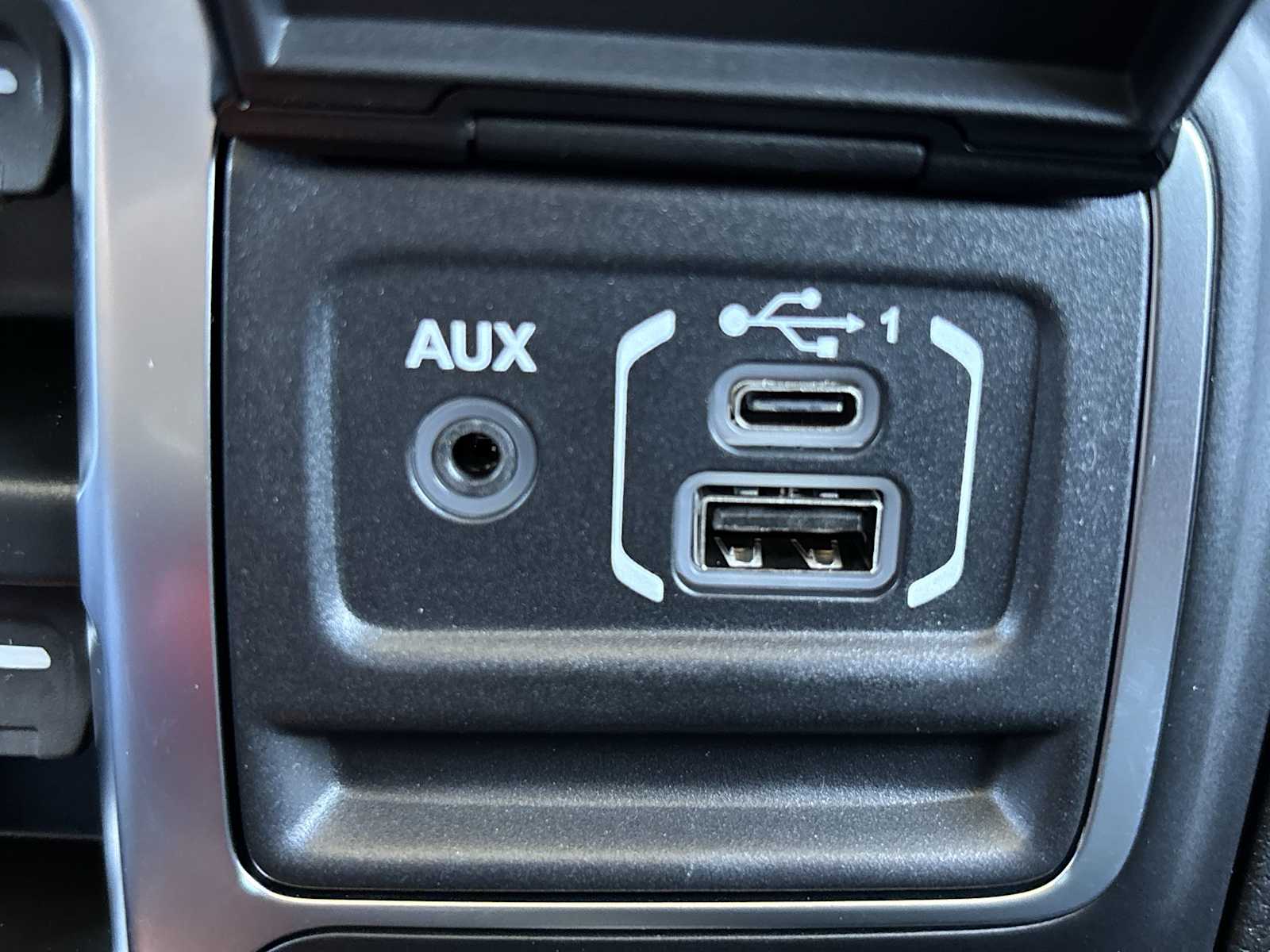 Thumbnail: 2026 Jeep Wrangler - 28