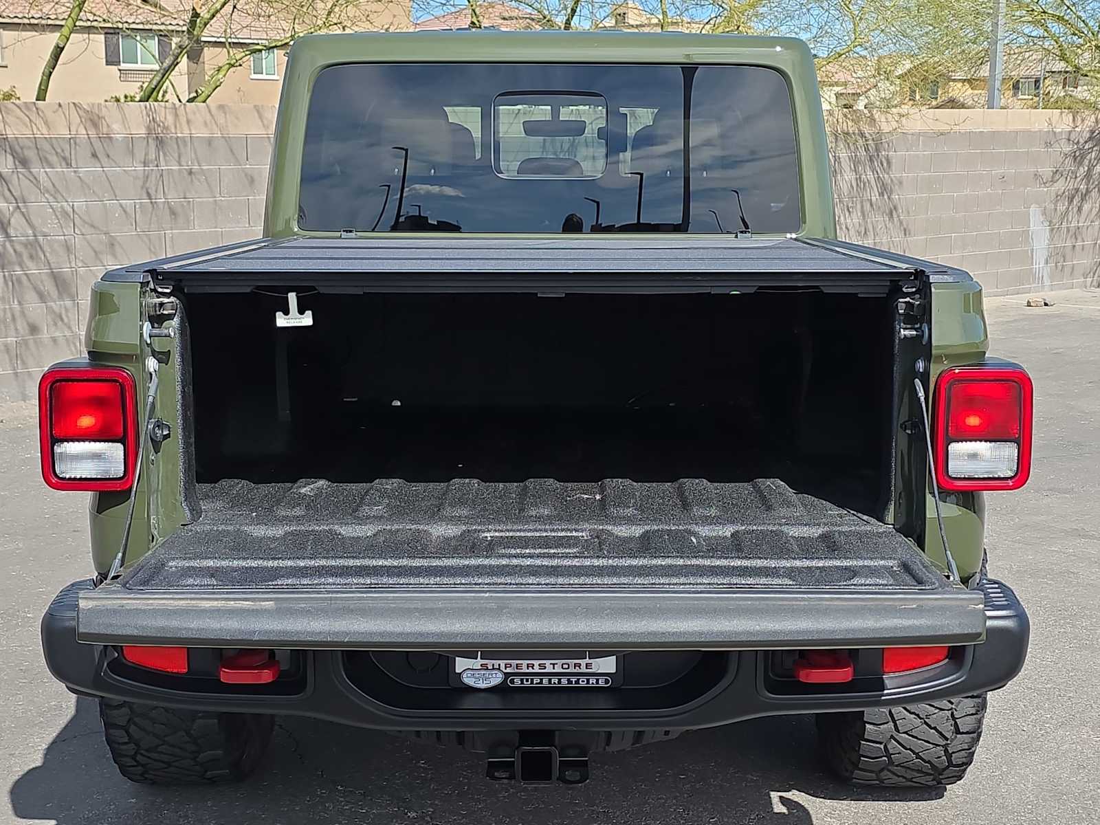 Thumbnail: 2023 Jeep Gladiator - 23