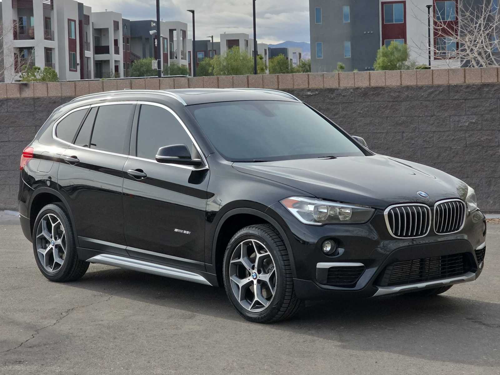 Thumbnail: 2018 BMW X1 - 3