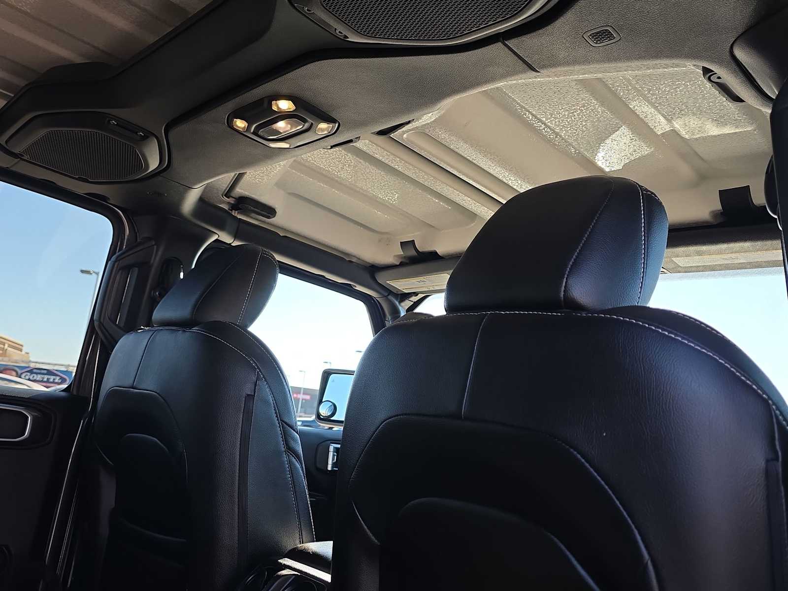 Thumbnail: 2020 Jeep Wrangler - 16