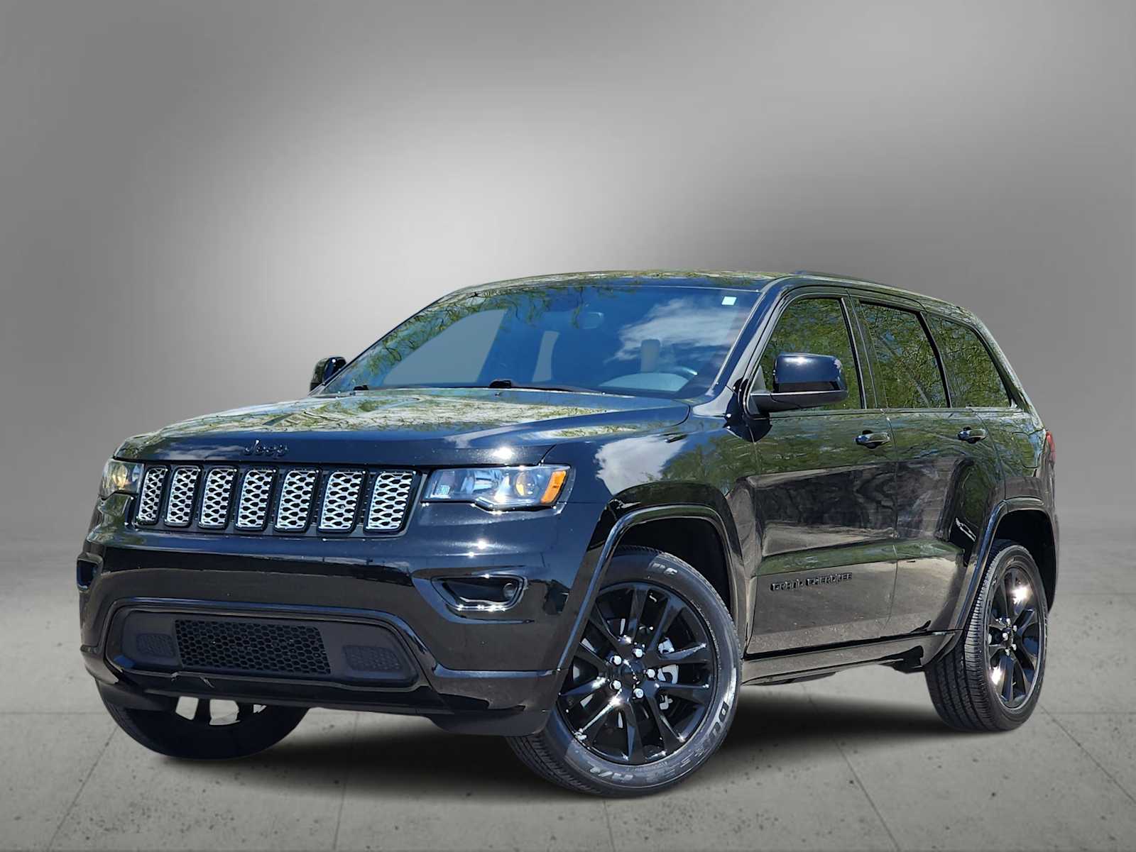 Thumbnail: 2020 Jeep Grand Cherokee - 1
