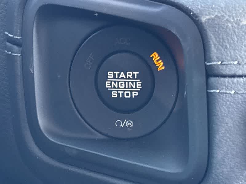 Thumbnail: 2025 Jeep Gladiator - 24