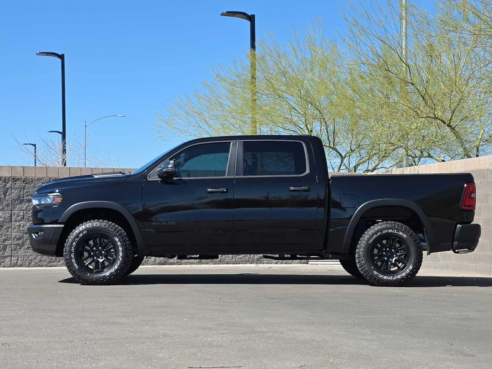 Thumbnail: 2026 RAM 1500 - 6