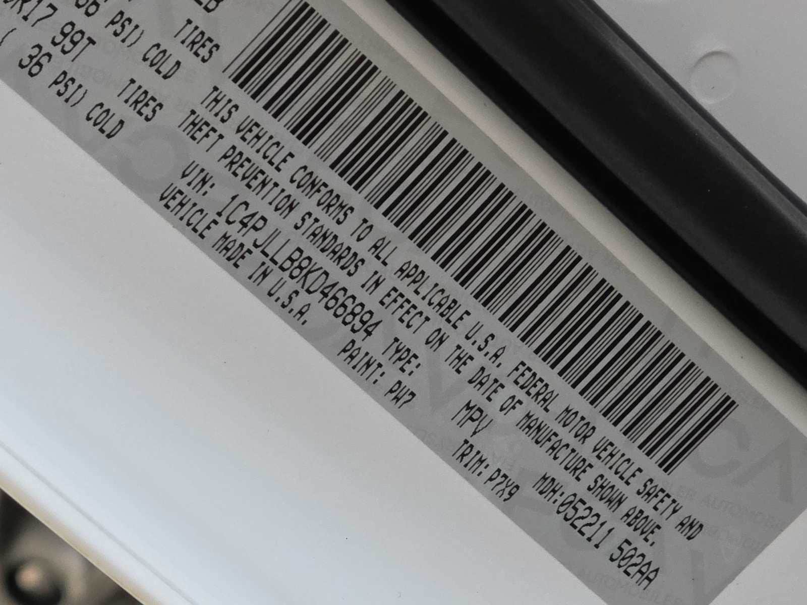 Thumbnail: 2019 Jeep Cherokee - 25