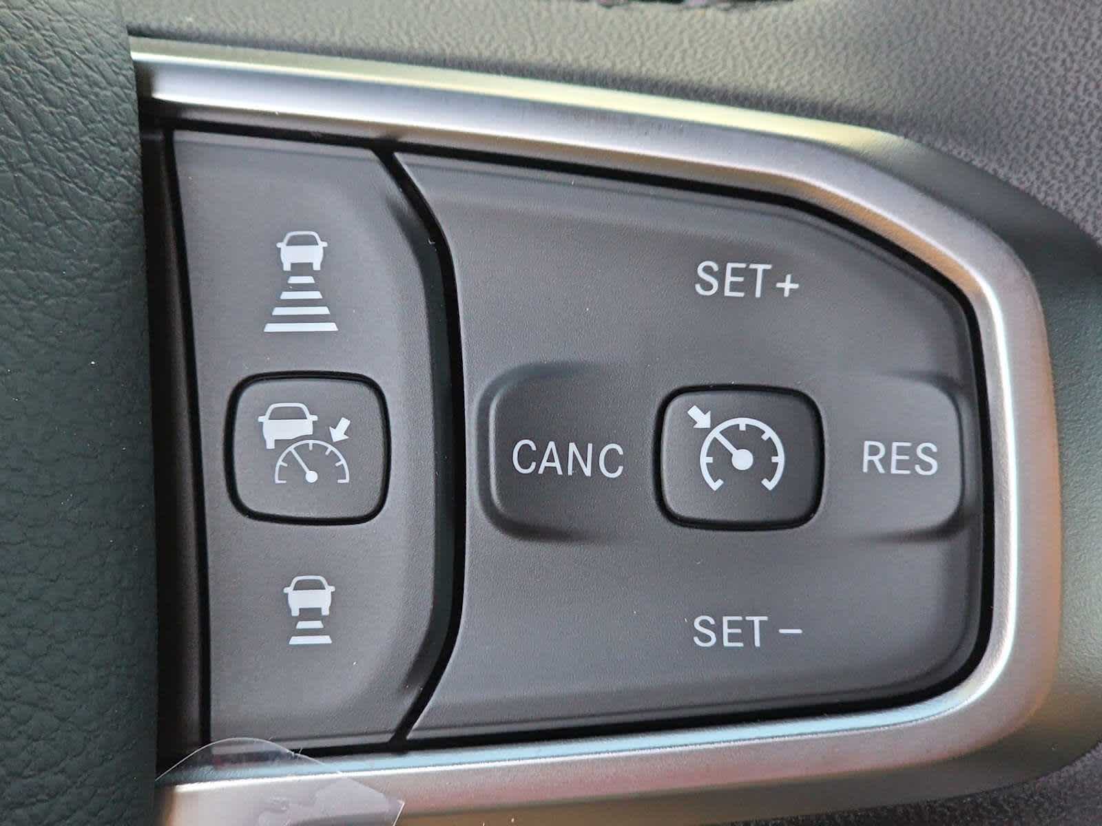 Thumbnail: 2026 RAM 1500 - 27