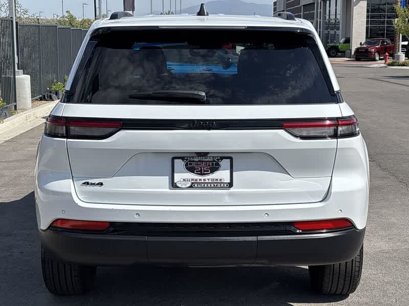 Thumbnail: 2024 Jeep Grand Cherokee - 7