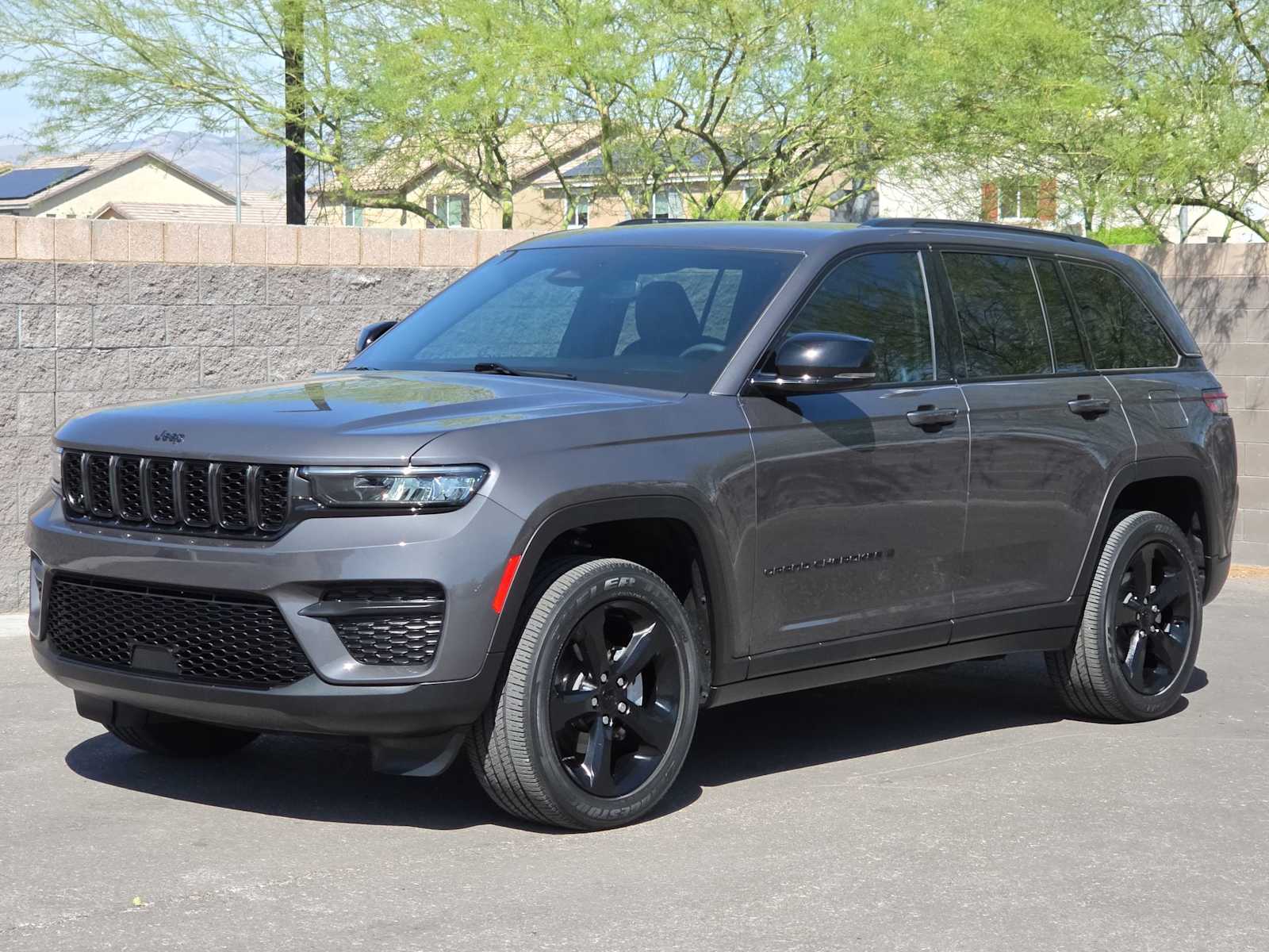 Thumbnail: 2023 Jeep Grand Cherokee - 5
